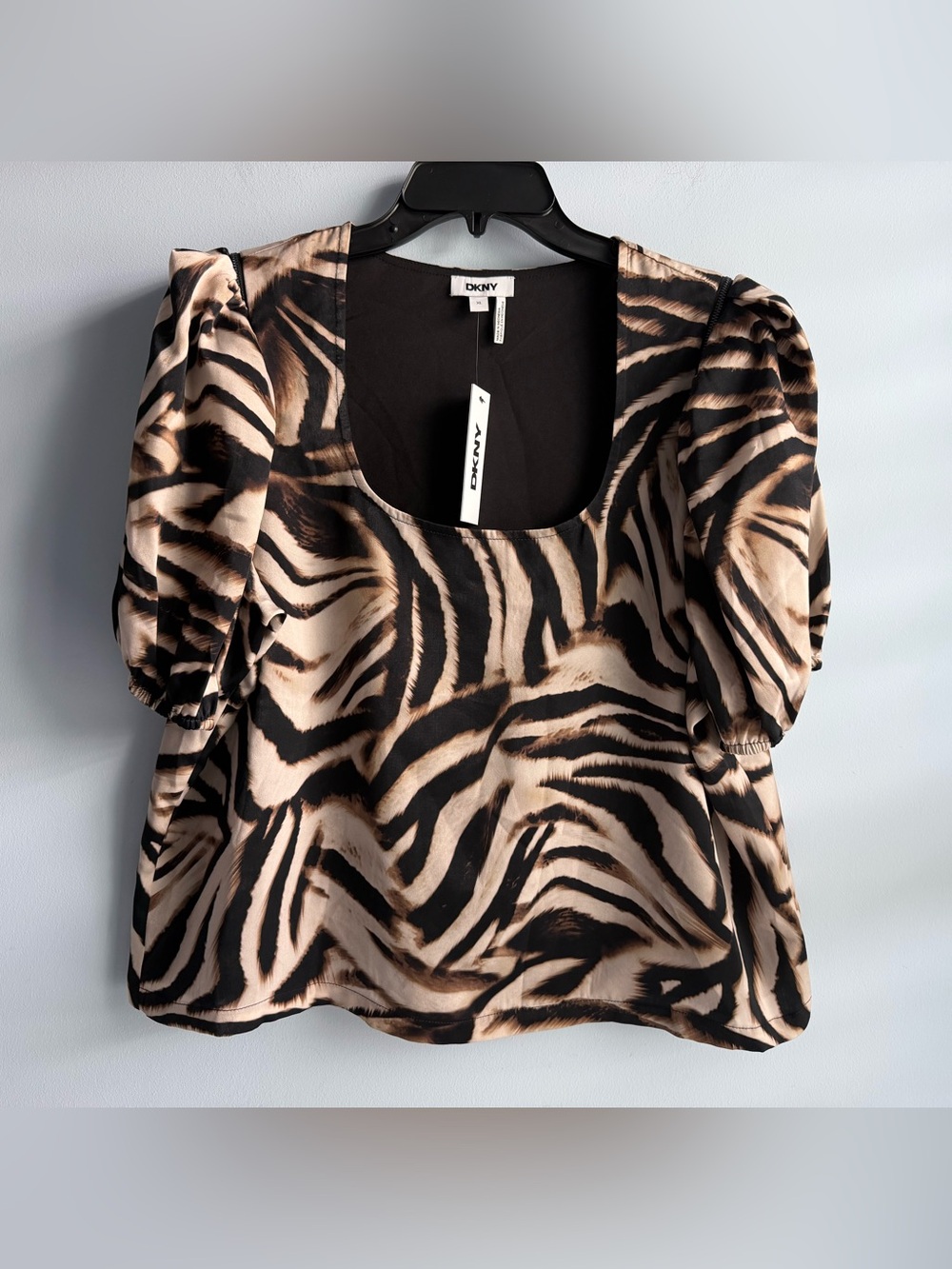 DKNY Women's Blurred Zebra Printed Satin Puff-Sleeve Zipper Blouse Size XL